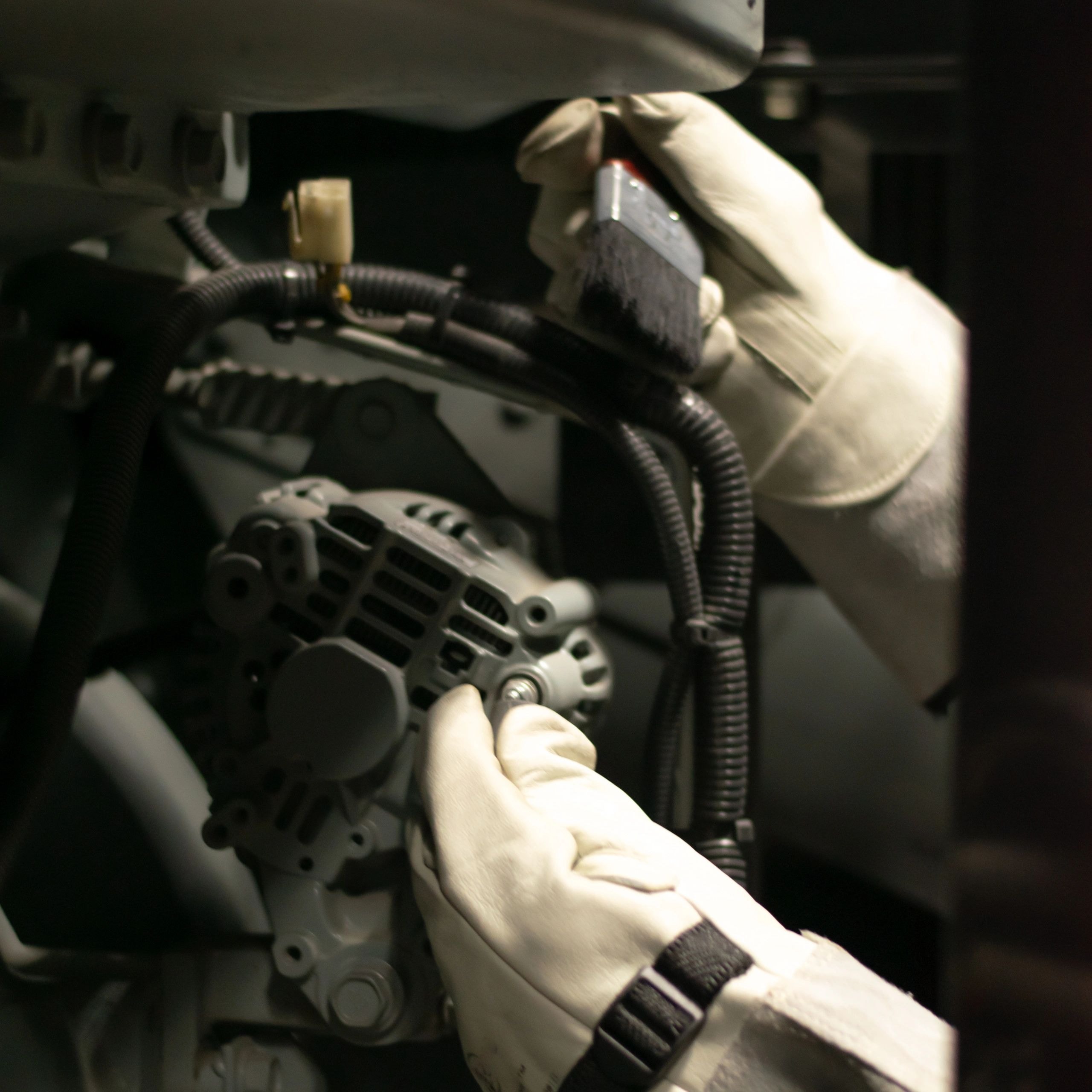 Automotive engine diagnostic service